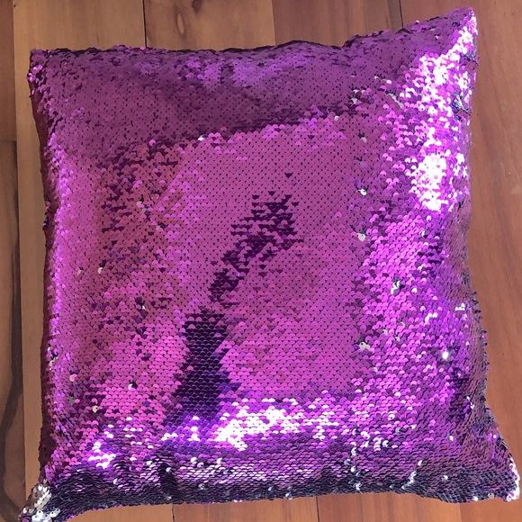 Sequin Accent Pillow - Picture 4 of 6